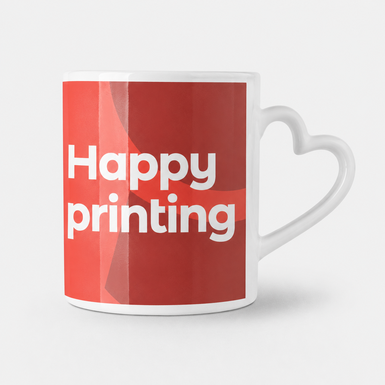 Taza con asa en forma de corazón